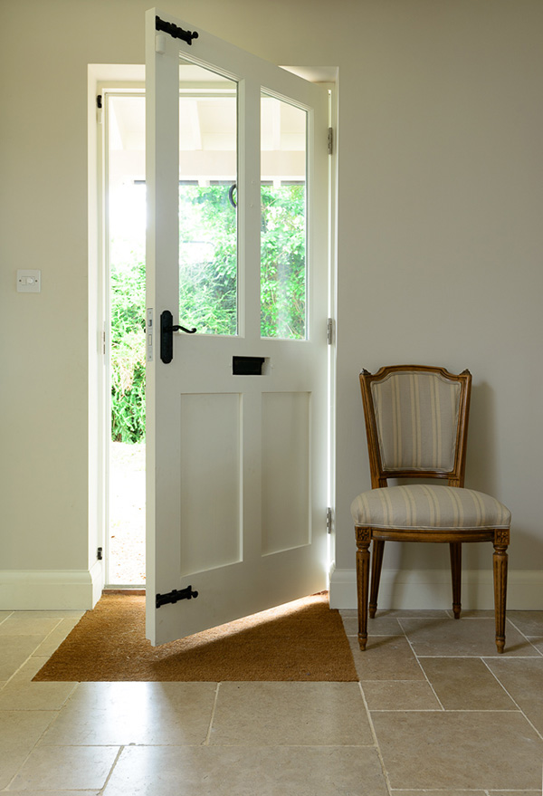 dijon_tumbled_limestone_hallway_door